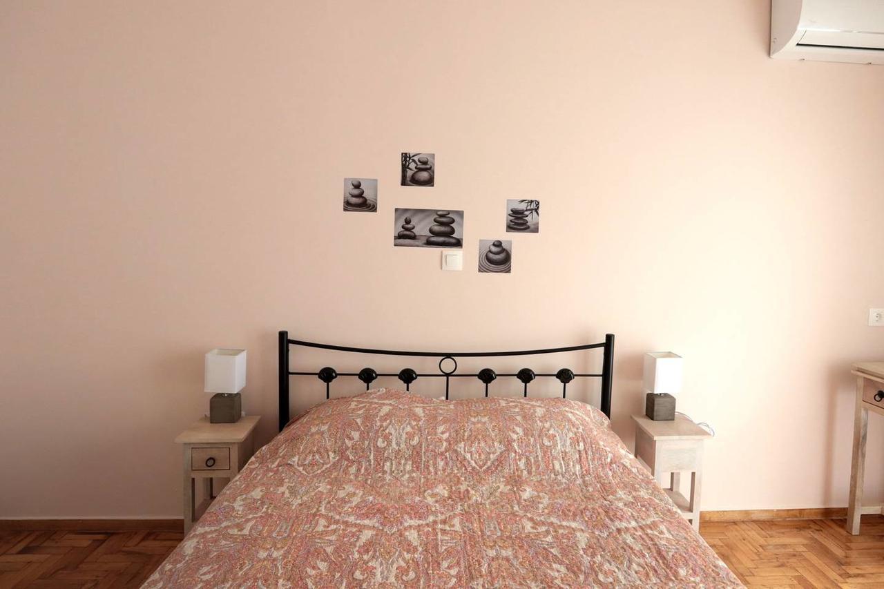 Pale Coloured Apt In Athens Historic Centre מראה חיצוני תמונה